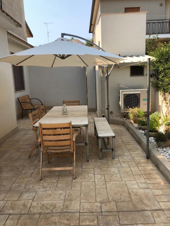 Marina Di Modica Suite Eksteriør billede